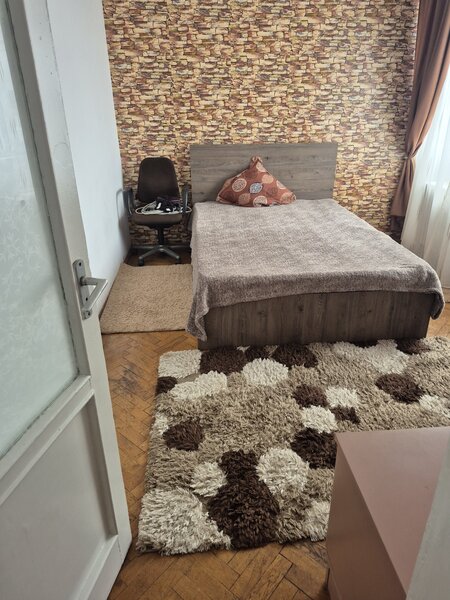 Giulesti Prunaru, 3 Camere